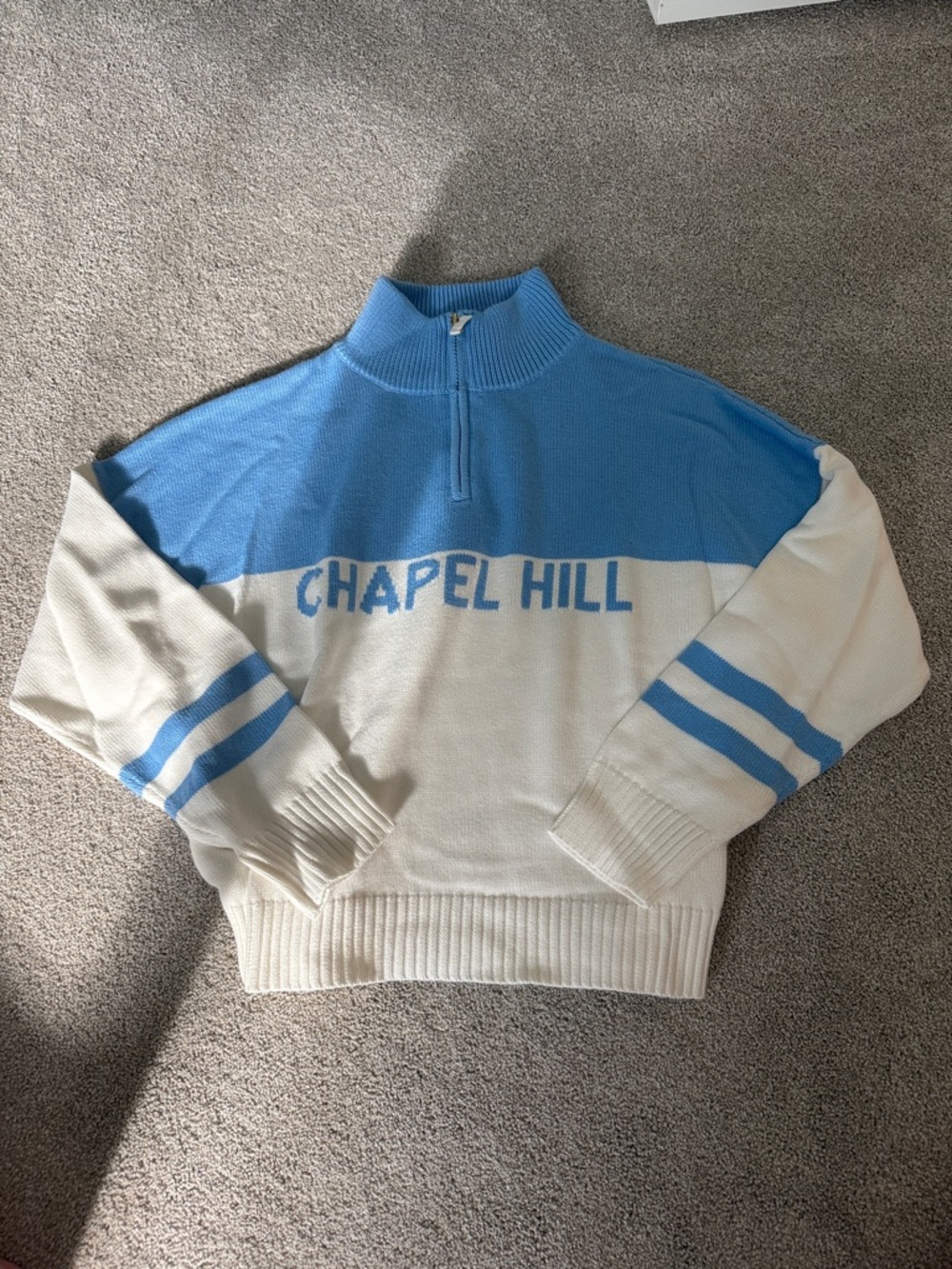 NWOT UNC Chapel Hill Half-Zip Pullover Sweater - Light Blue & Cream